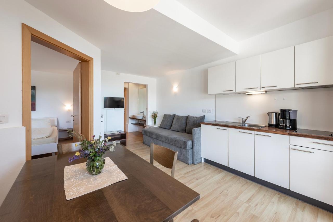Panorama Residence Schlossblick - Apartments Erdgeschoss Rodengo Ngoại thất bức ảnh