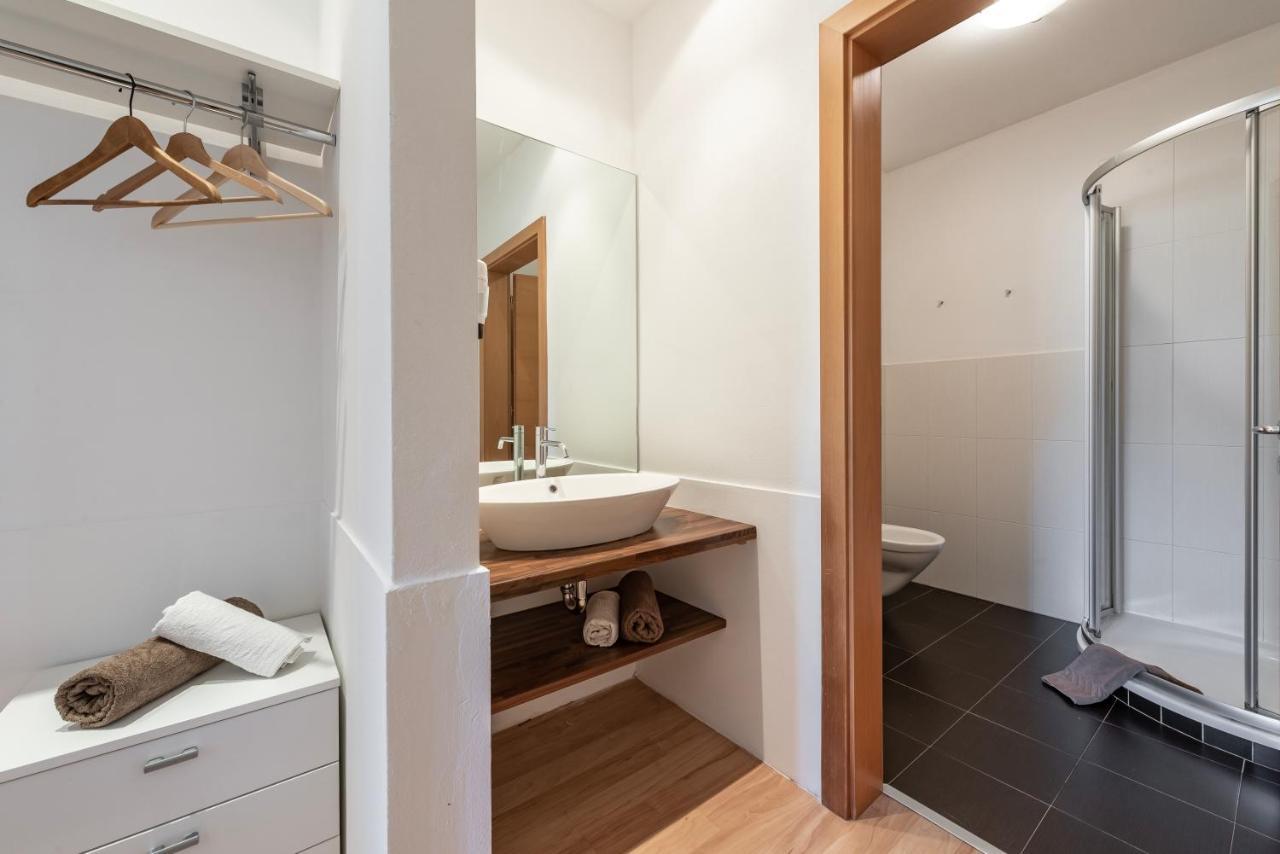 Panorama Residence Schlossblick - Apartments Erdgeschoss Rodengo Ngoại thất bức ảnh